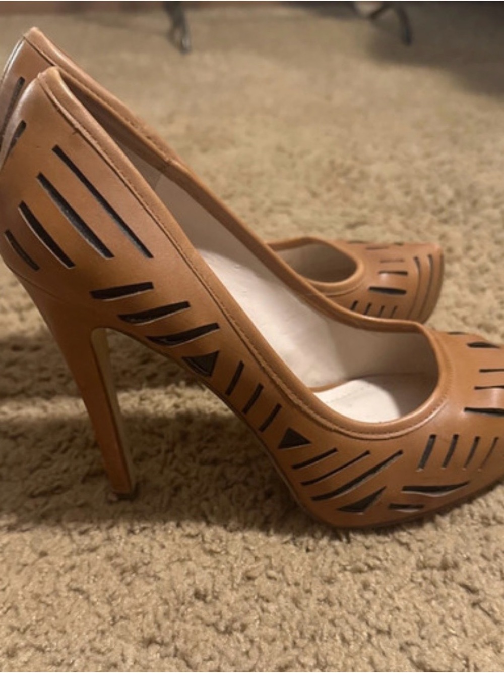BCBGeneration heels - Picture 3 of 5